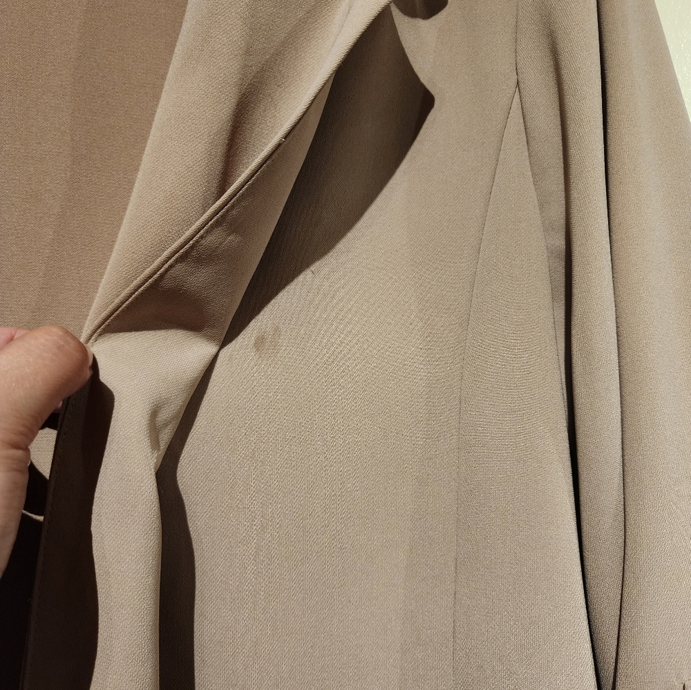 💙 GUC Cream Blazer - Picture 6 of 8